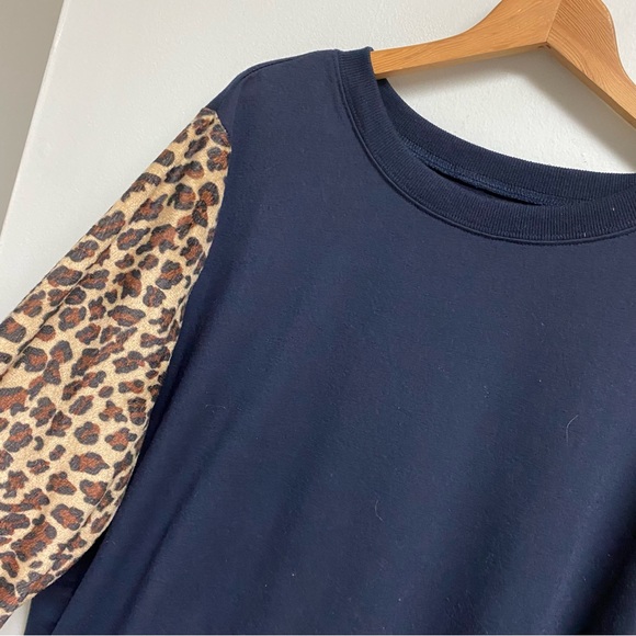 2 for $20 or 5 for $40
CUTE SWEATSHIRT - 1X - Picture 5 of 7